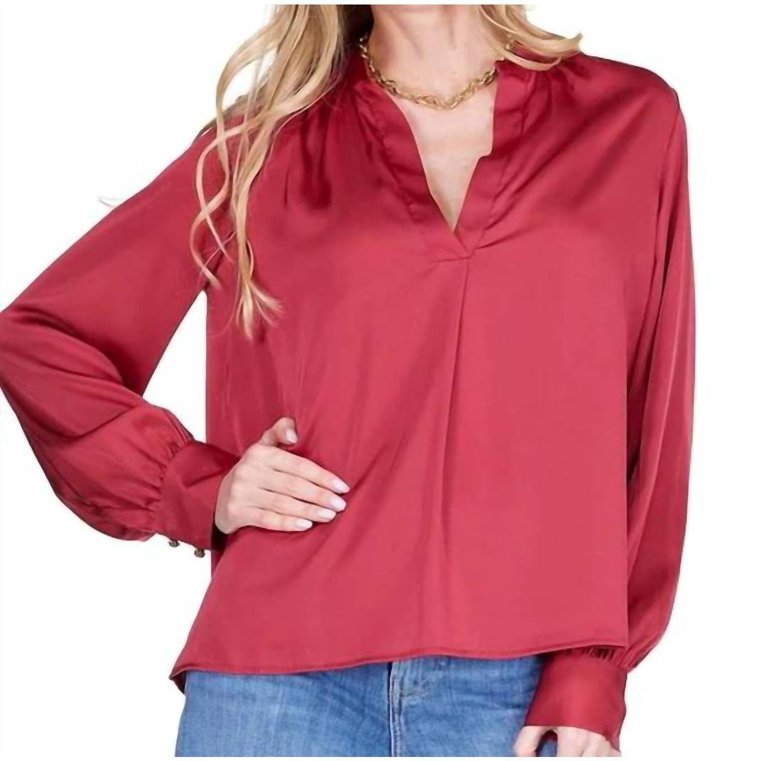 New Joy Joy Placket V-Neck Top In Burgundy